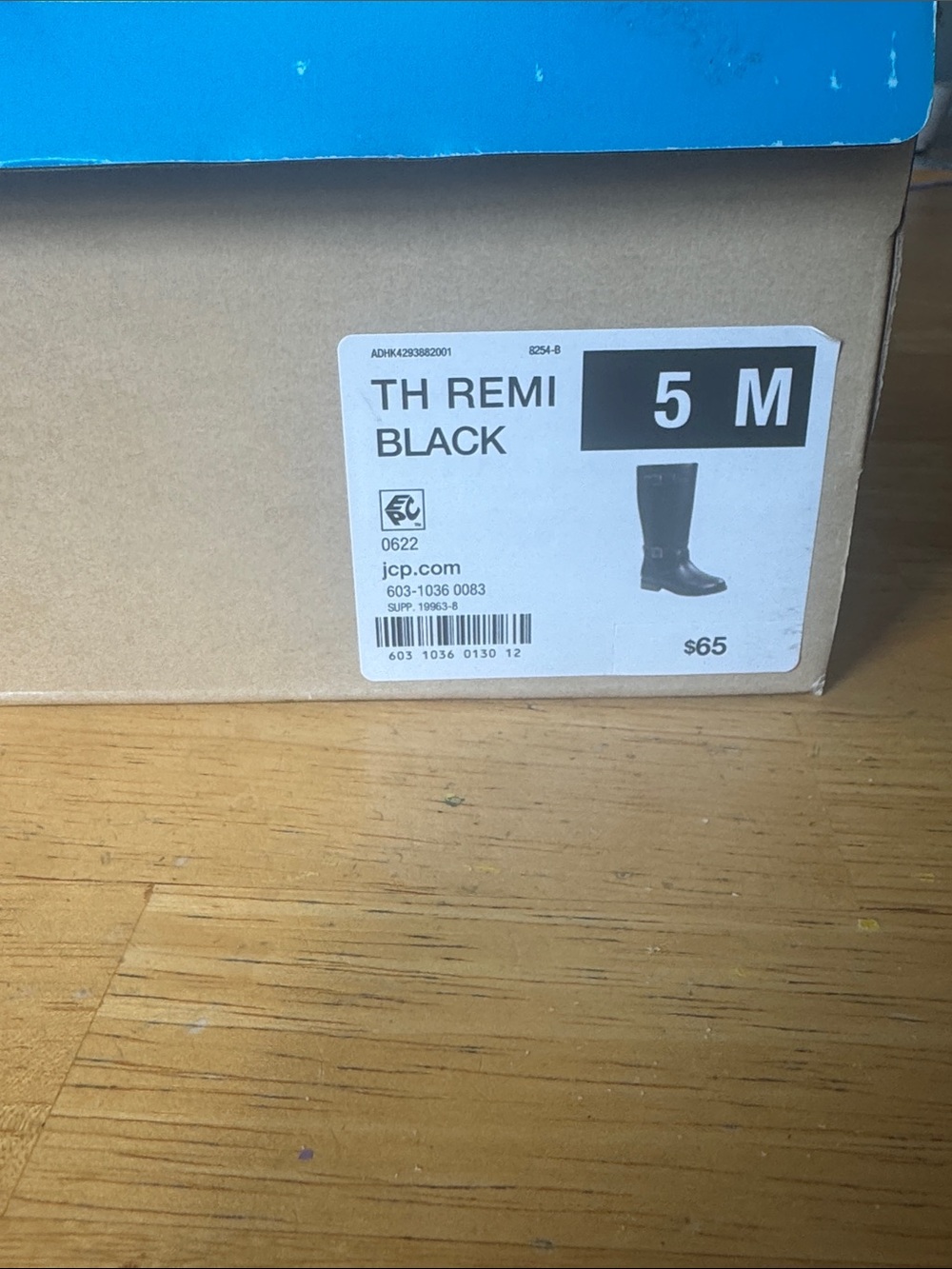 Women's Black Mid-Calf Heeled Fashion Boots - NIB - Picture 5 of 5
